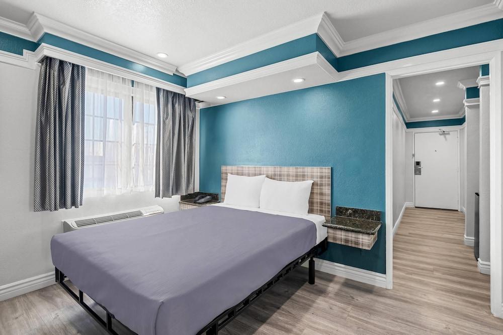 Rodeway Inn Commerce - Los Angeles photo 26