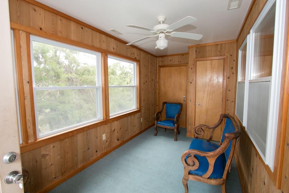 Outer Banks Motel - Village Accommodations photo 99