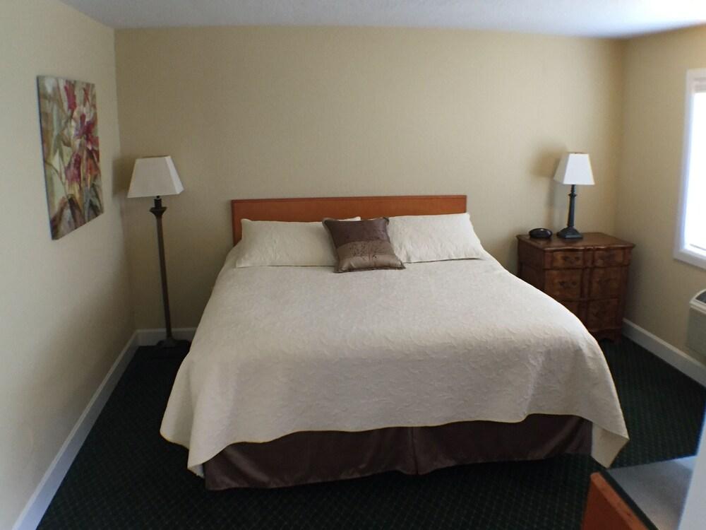 Whitney Mountain Lodge photo 10