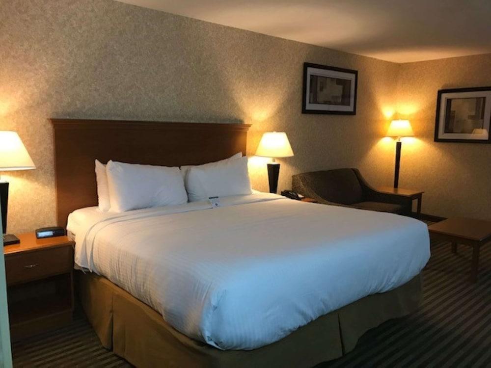 Best Western Rama Inn photo 9