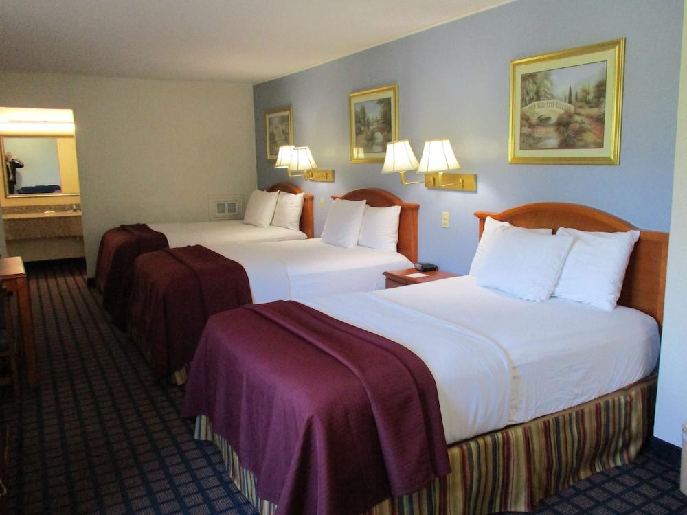 Best Western Palestine Inn photo 23