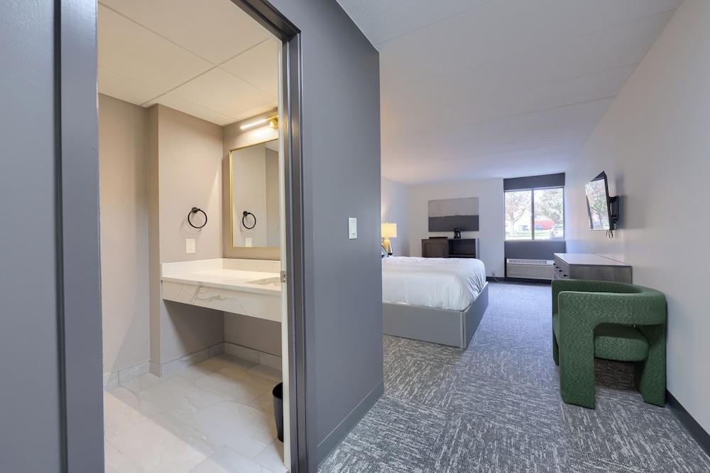 Lititz Pointe Inn and Suites photo 16