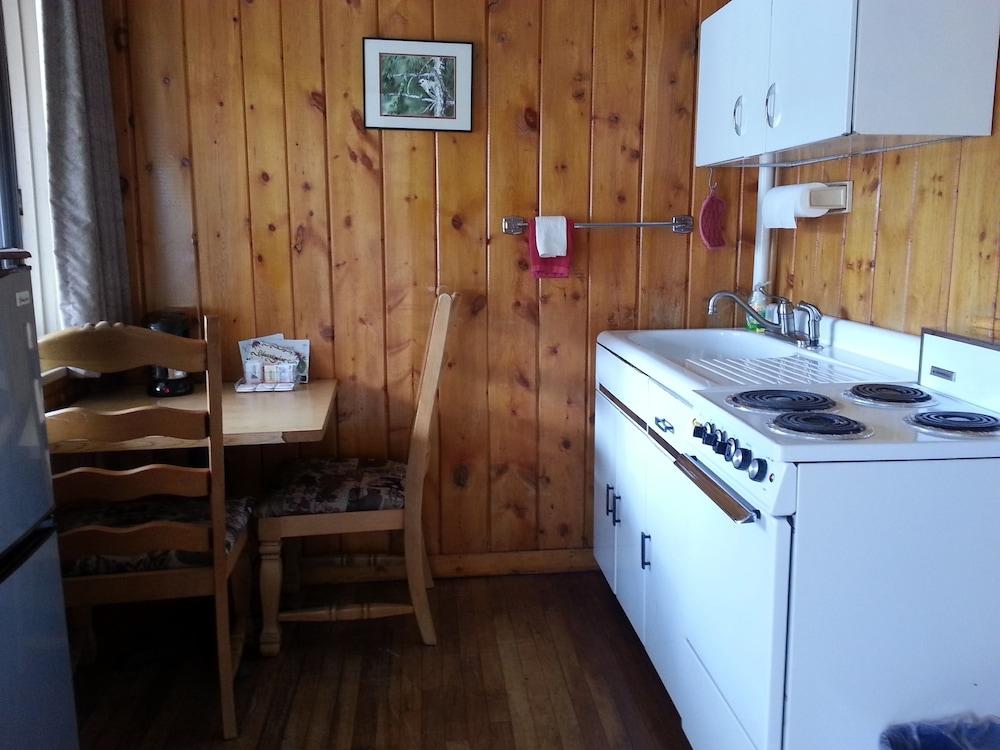 Canyon Motel photo 44