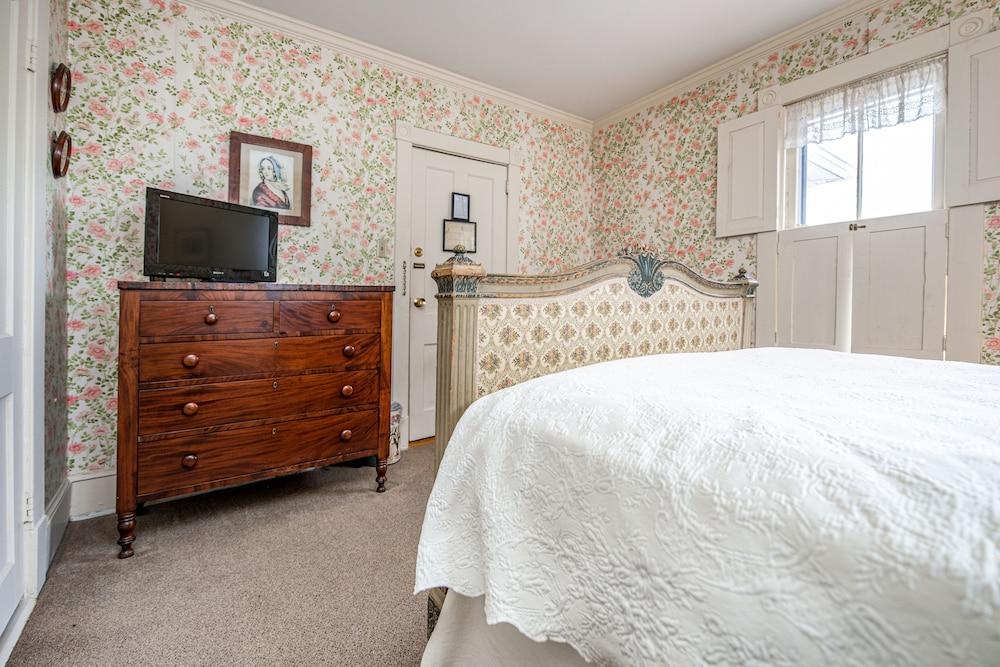 Wayside Inn photo 43