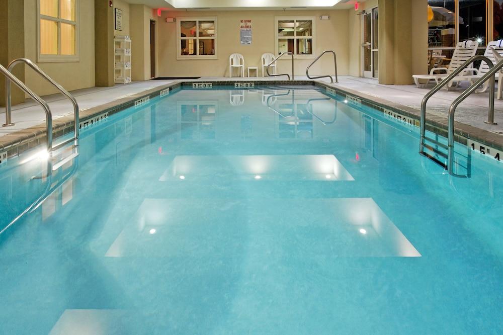Holiday Inn Express Hotel & Suites Cullman by IHG photo 20