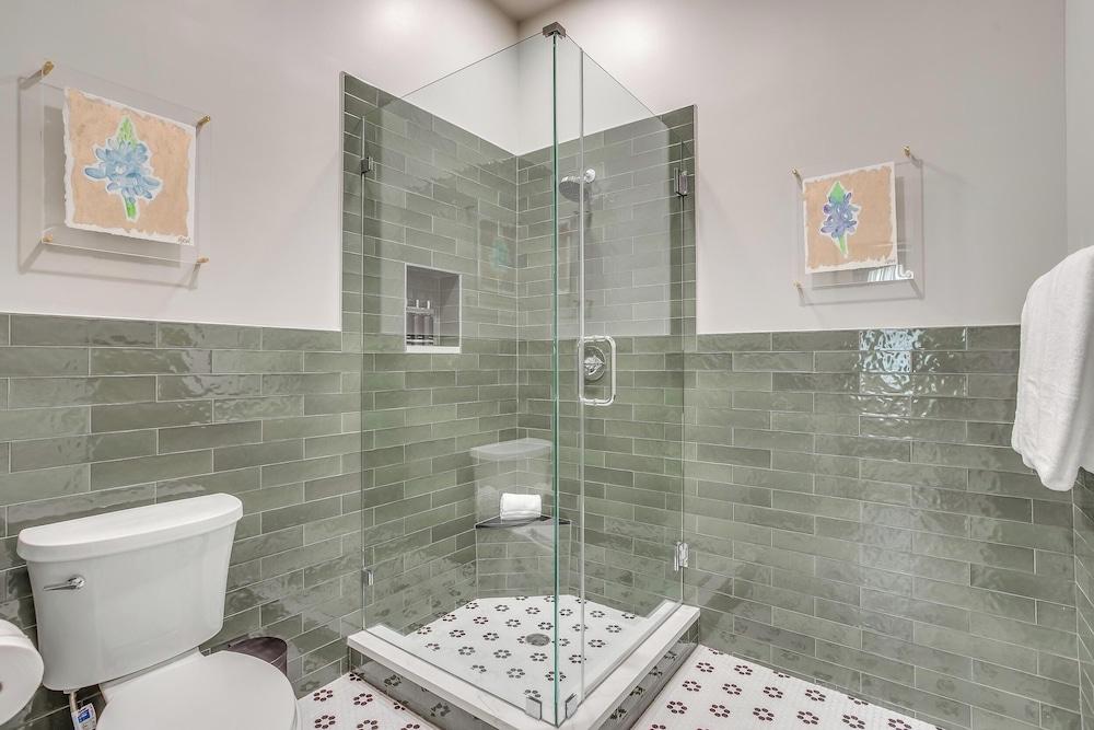 Nutt House Hotel photo 65