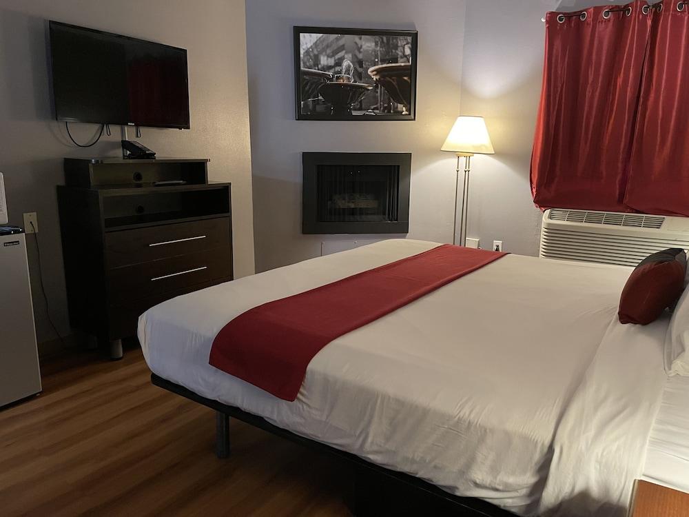 Sunnyside Inn & Suites photo 66