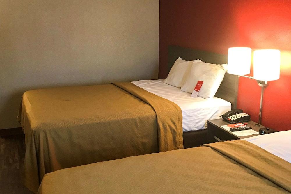 Econo Lodge Mifflintown photo 18