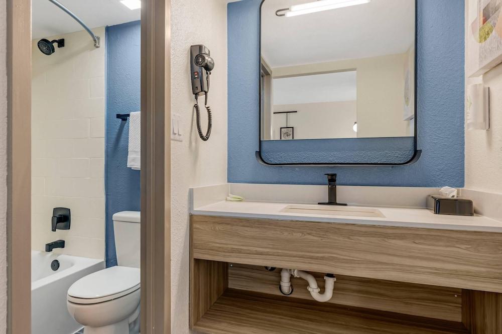 Sleep Inn & Suites Merrillville photo 32
