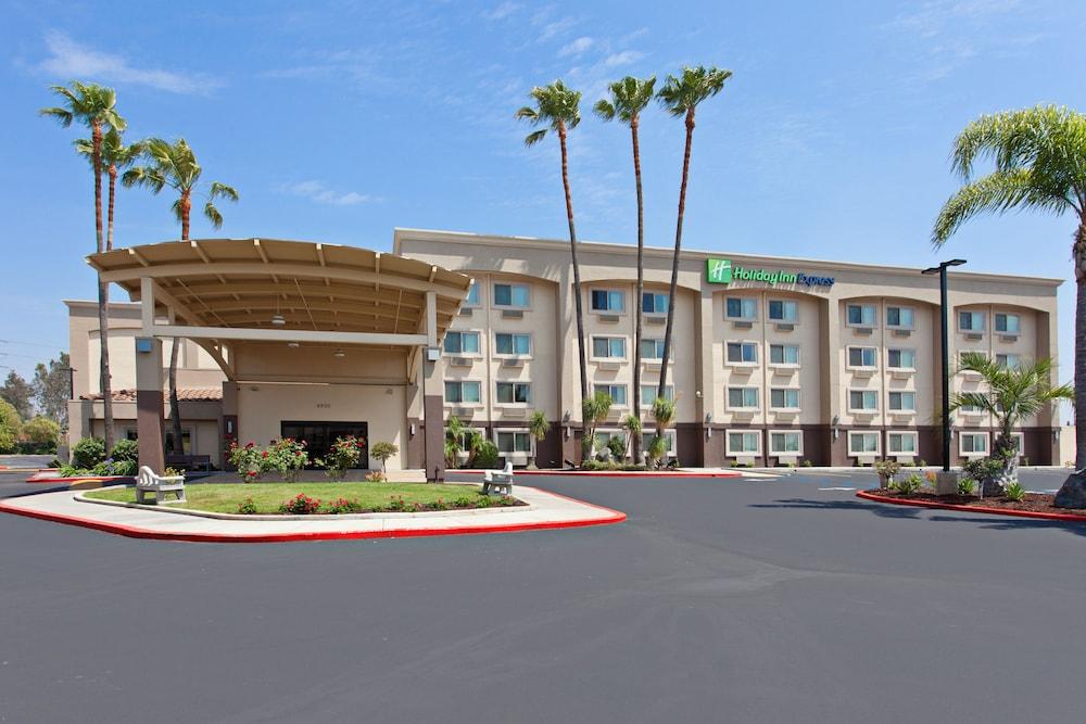 Holiday Inn Express San Bernardino - Colton by IHG photo 42