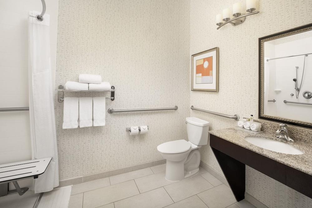 Holiday Inn Express Hotel & Suites Uvalde by IHG photo 22