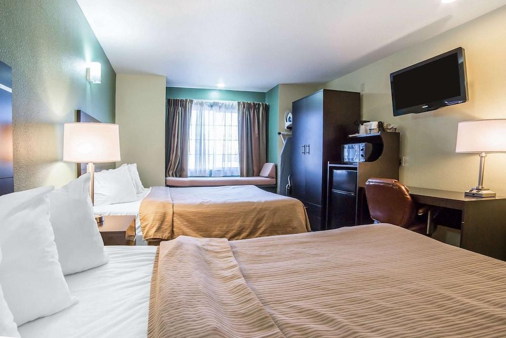 Quality Inn & Suites Elko photo 21