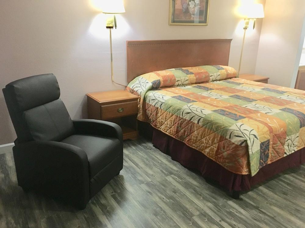 Finns Motel photo 11