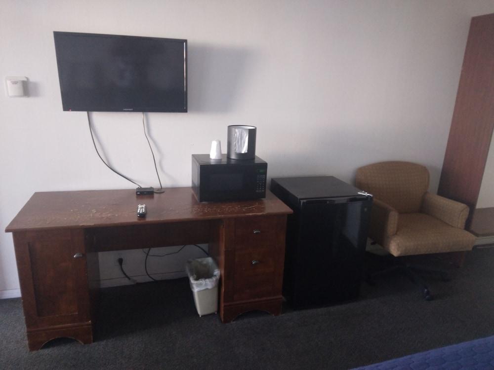 Royal Inn photo 4