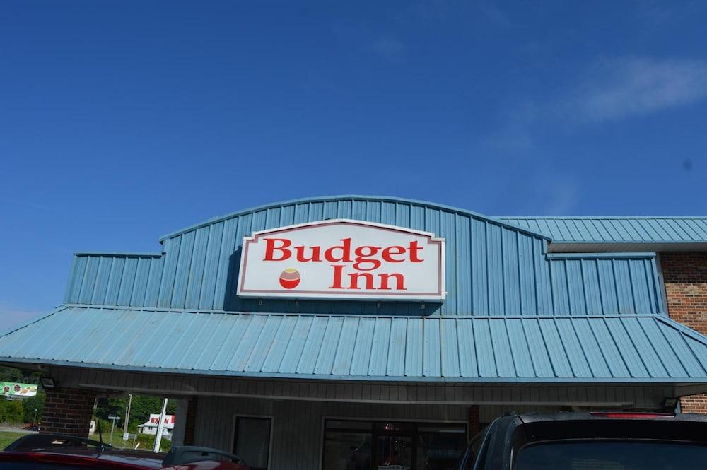 Budget Inn of Claypool Hill photo 33