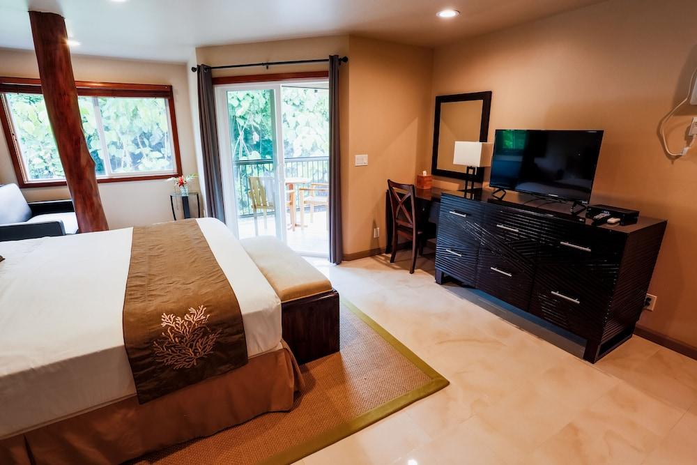 Hilo Beach House Inn photo 17