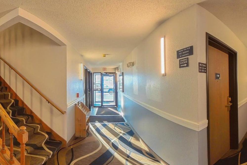 Coratel Inn & Suites by Jasper Hastings photo 16