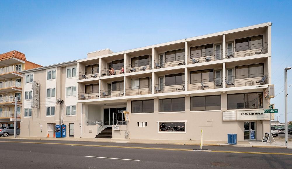 Oceanic Hotel photo 31