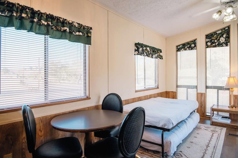 Black Meadow Landing photo 75