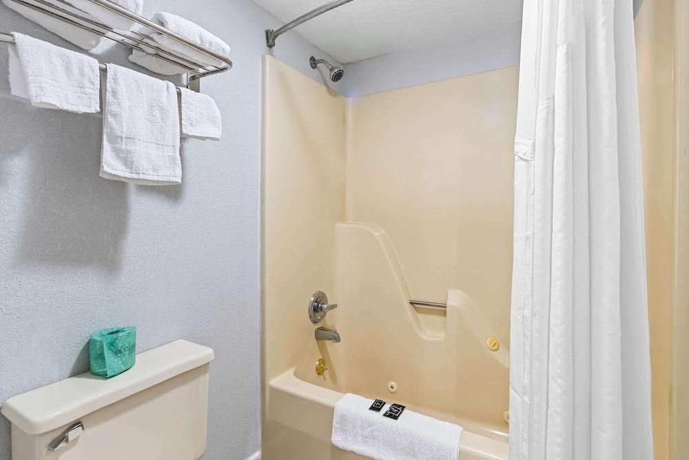 Americas Best Value Inn Athens, TN photo 20