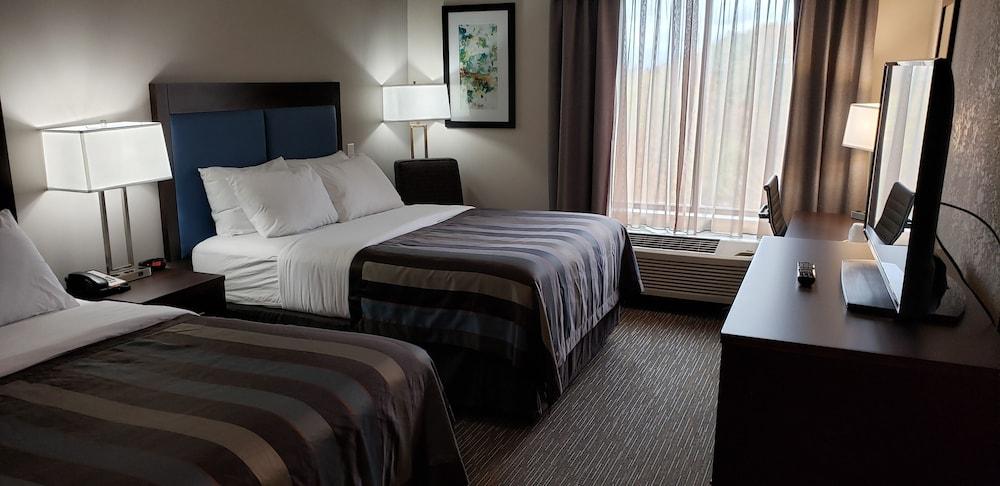 Wingate by Wyndham Christiansburg photo 20