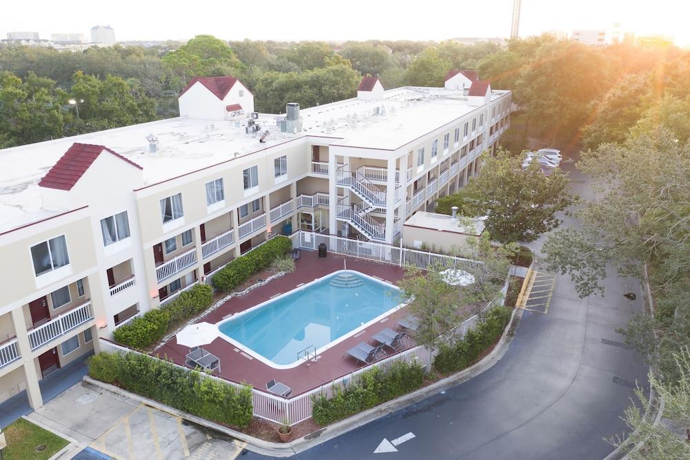 Quality Inn Orlando Near International Drive photo 54