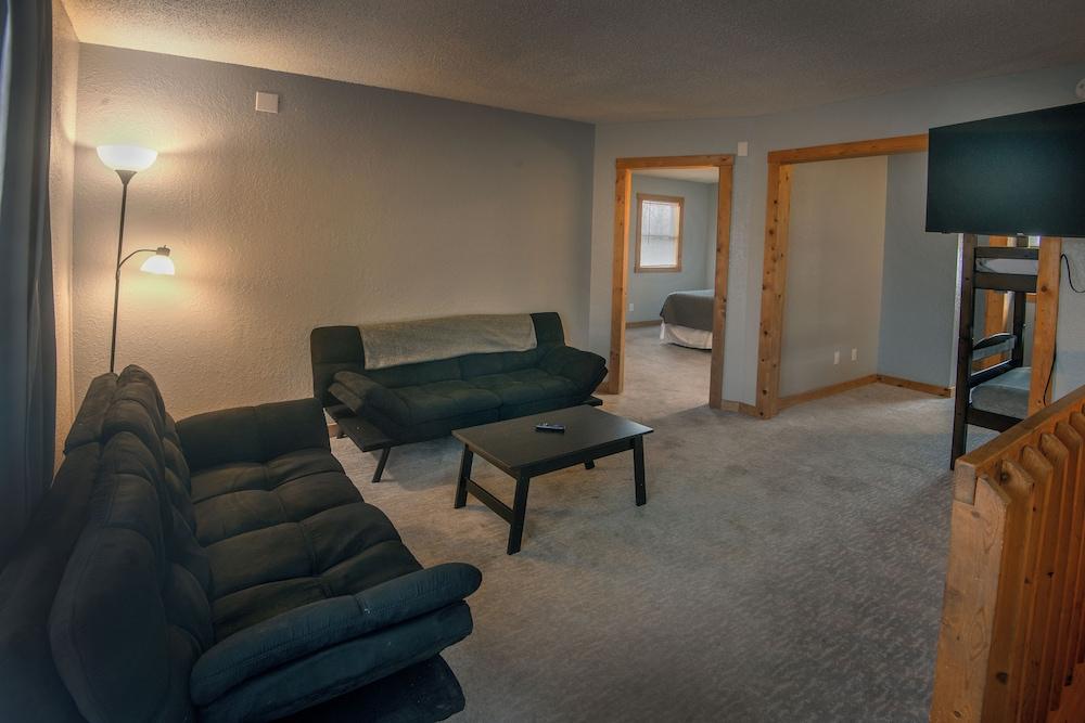 Rustic Inn photo 17