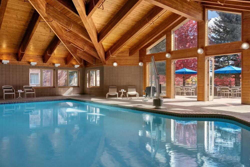 Mountain Valley Lodge photo 27