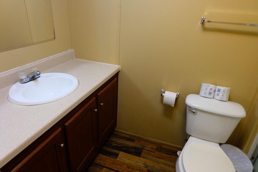 Target Hospitality-Delaware Lodge Orla photo 25