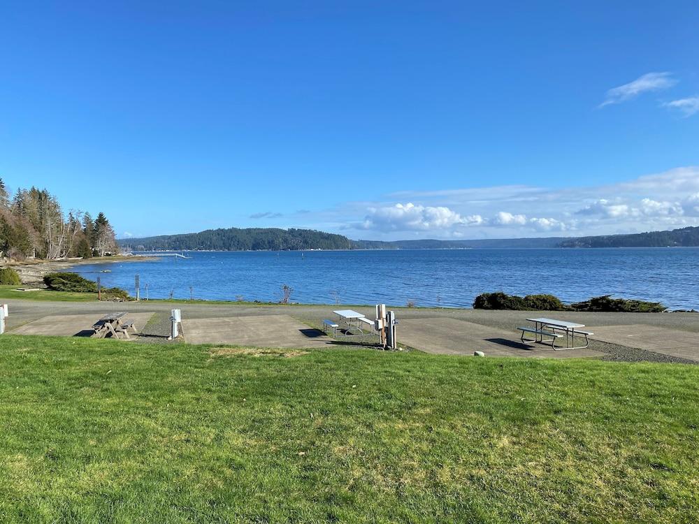 Watefront at Potlatch photo 15