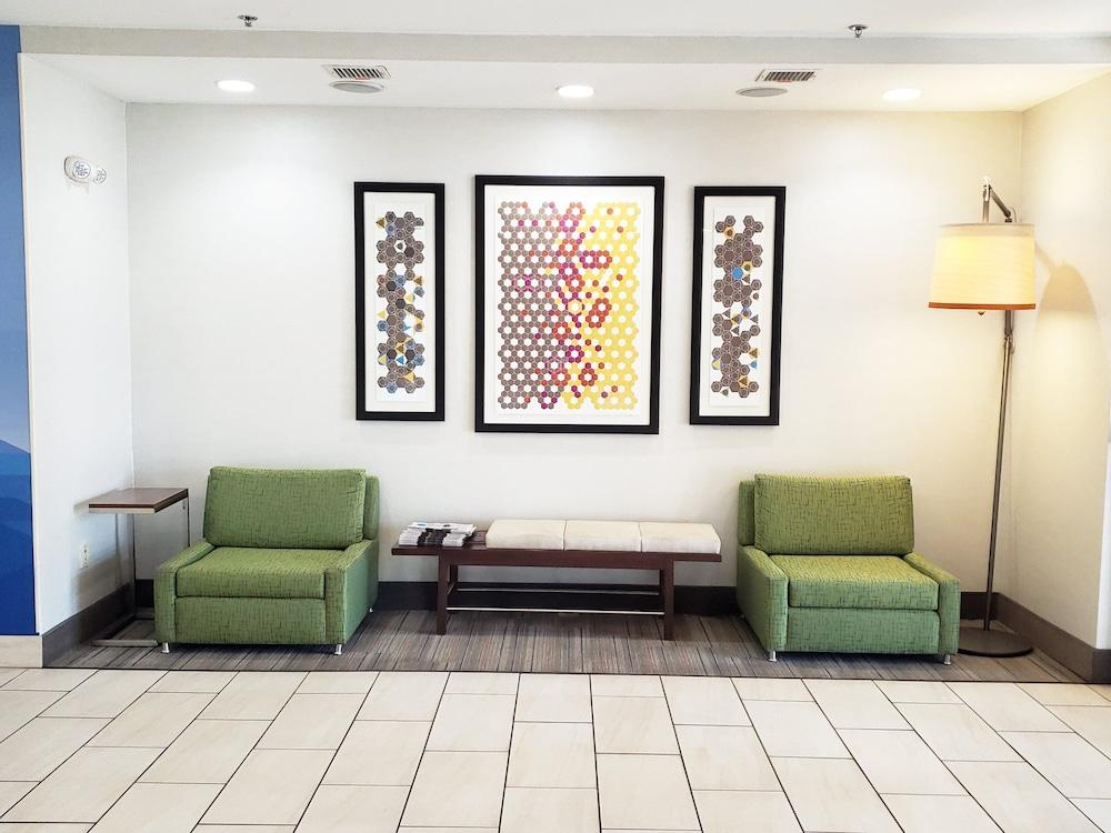 Holiday Inn Express Hotel & Suites San Angelo by IHG photo 43
