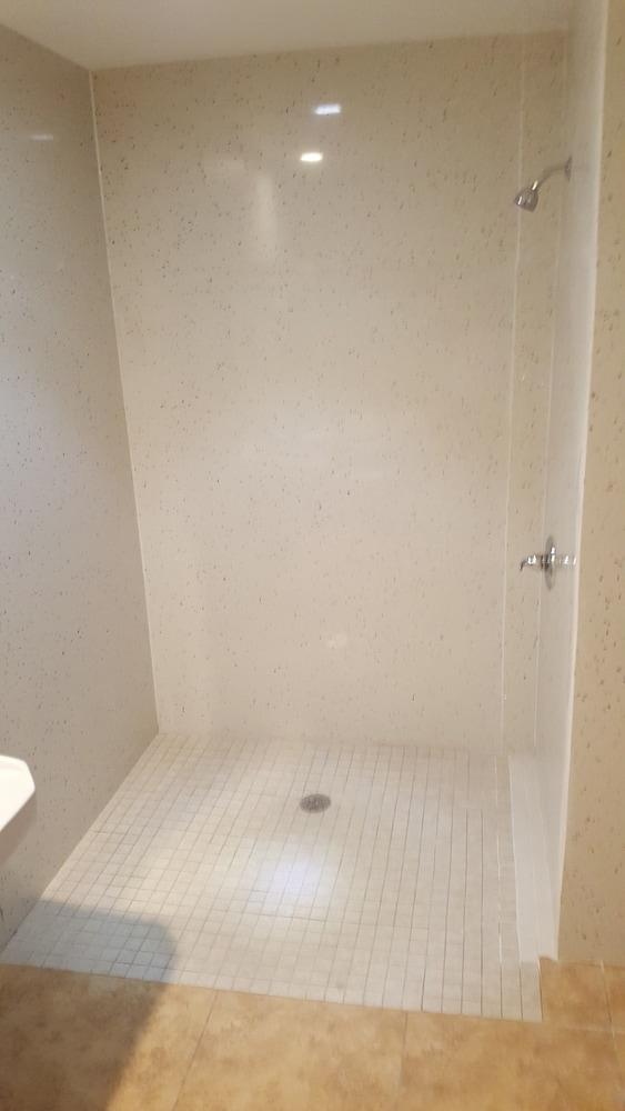 Fortuna Redwood Inn photo 9