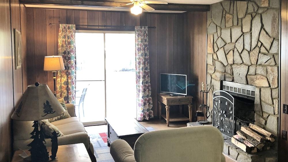 Meadowlark Motel with Restaurant & Bar photo 30