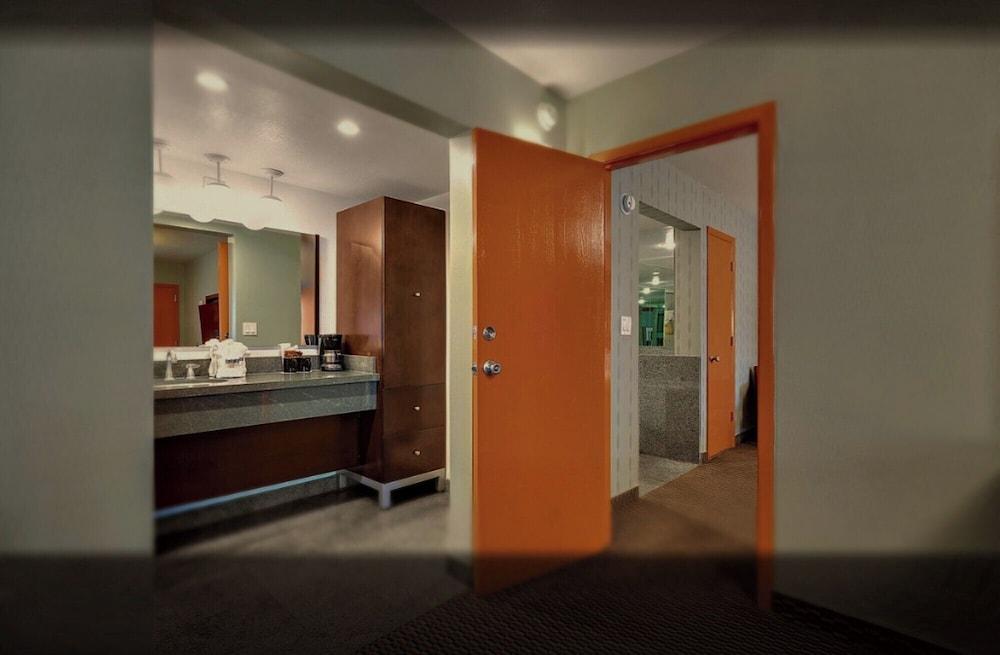 Bposhtels Scottsdale photo 7