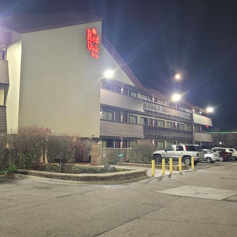 Red Oak Inn Detroit - Southfield photo 1