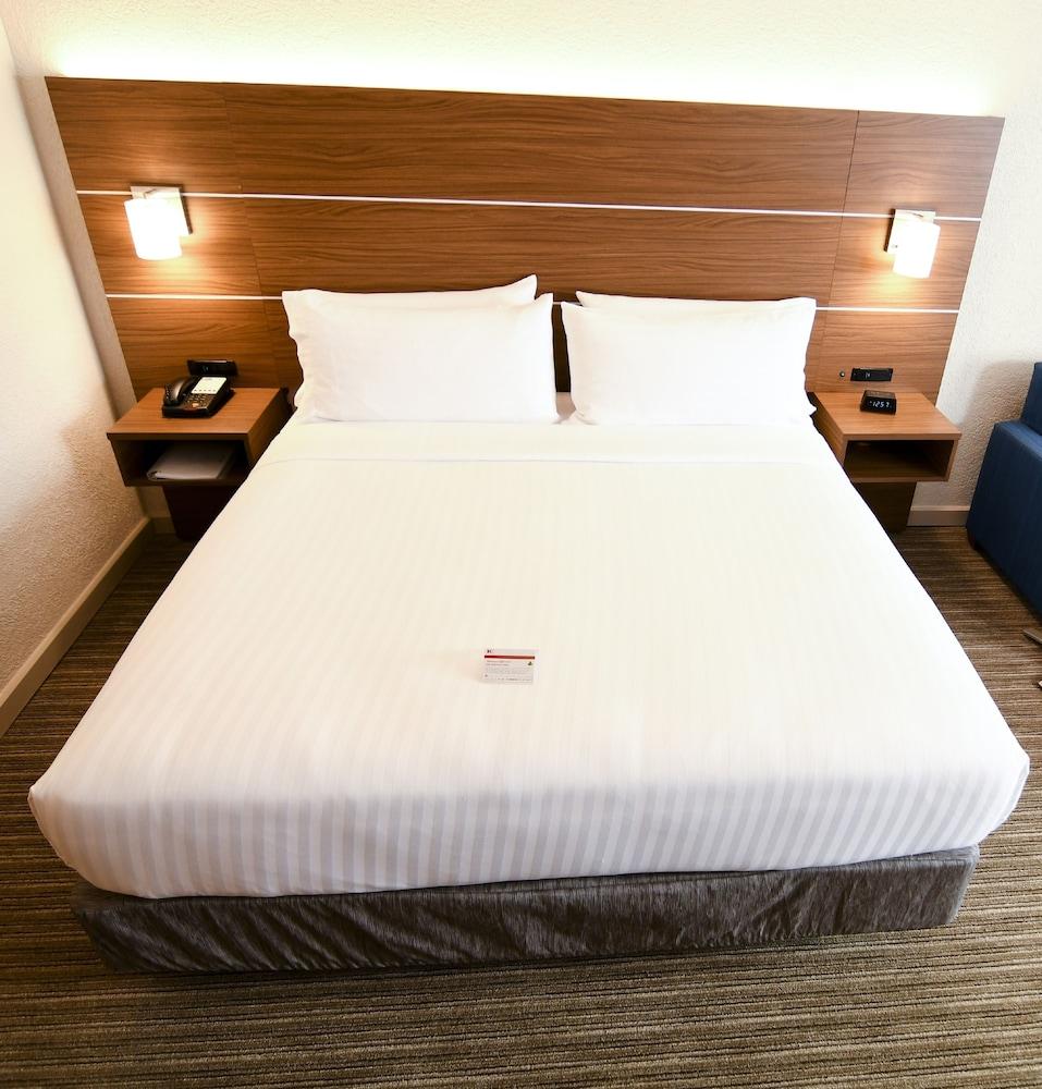 Holiday Inn Express Hotel & Stes Port Clinton-Catawba Island by IHG photo 29