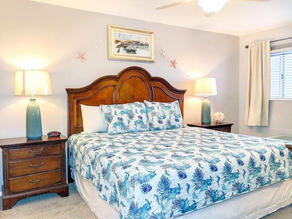 Summit Beach Resort by H2O VR photo 72
