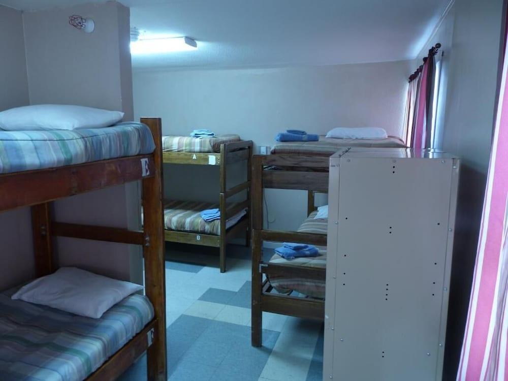 Bent Prop Inn & Hostel Downtown photo 18
