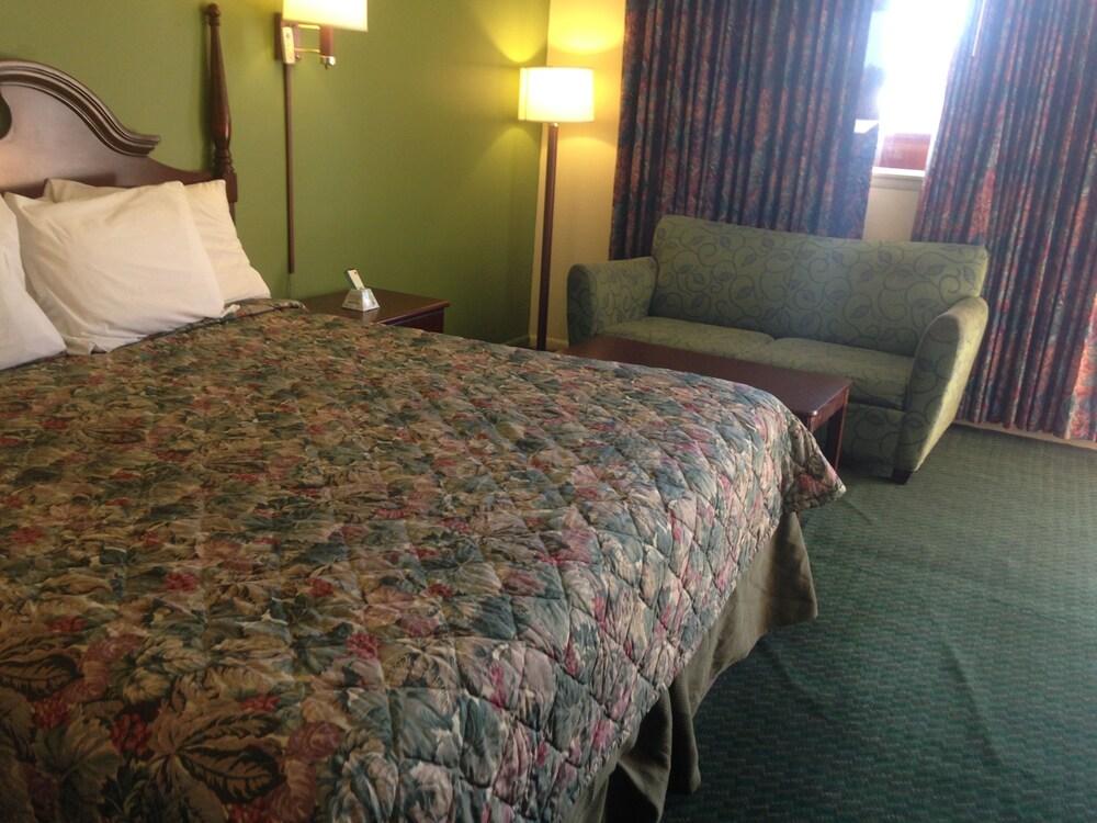 Gas Lite Motel photo 43