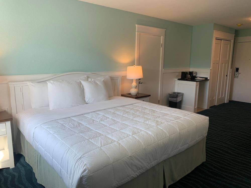 John Yancey Oceanfront Inn photo 14