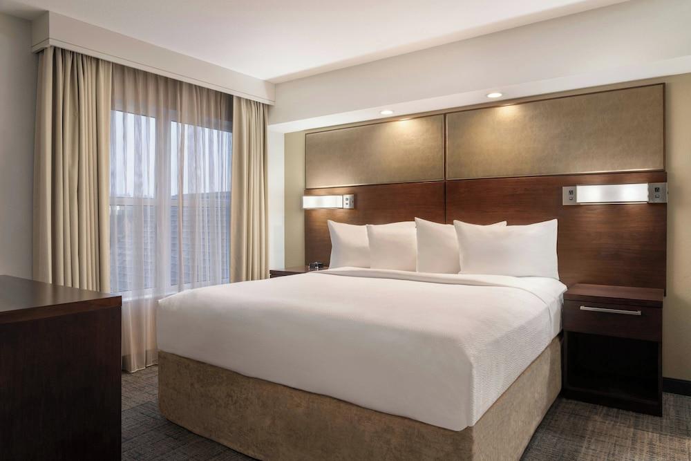 Residence Inn by Marriott Akron Fairlawn photo 9
