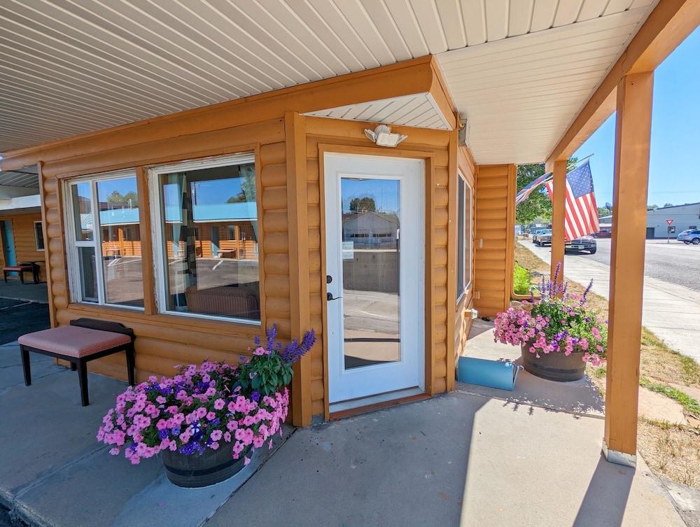 Teton Court Motel photo 12