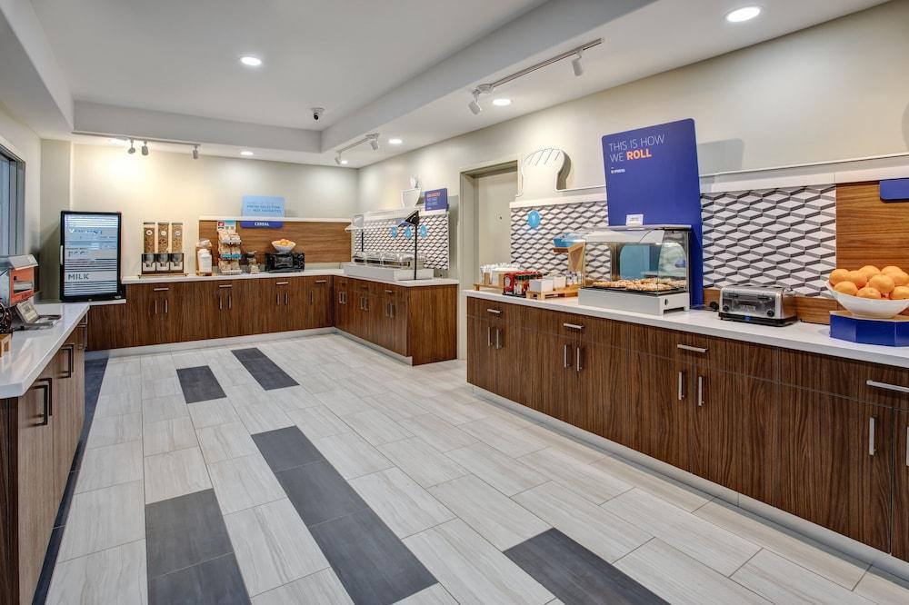 Holiday Inn Express & Suites Houston West - Katy by IHG photo 37