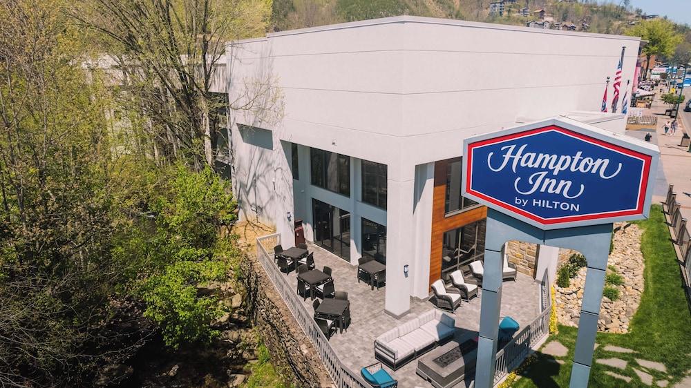 Hampton Inn Gatlinburg photo 1