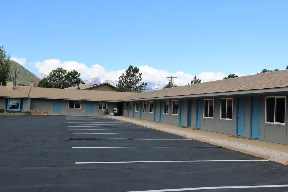 Columbine Inn photo 83