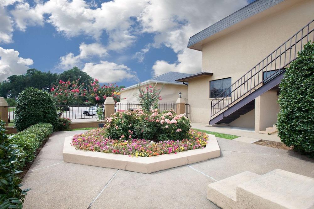 Days Inn by Wyndham Ruston LA — hotel in Ruston