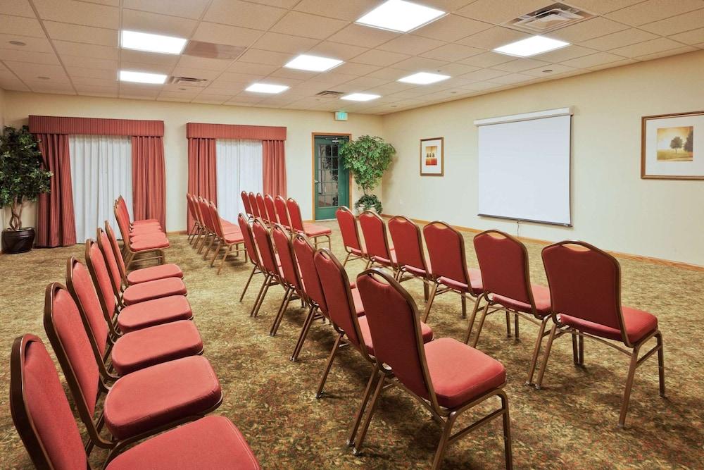 Country Inn & Suites by Radisson, Jacksonville West, FL photo 23