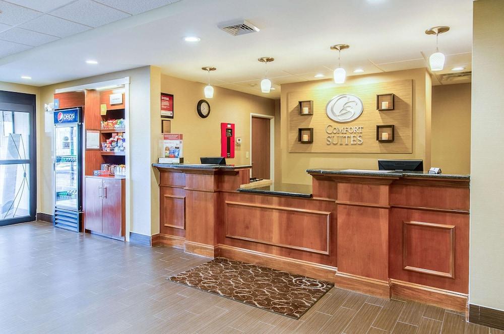Comfort Suites Wytheville near Conference Center photo 4