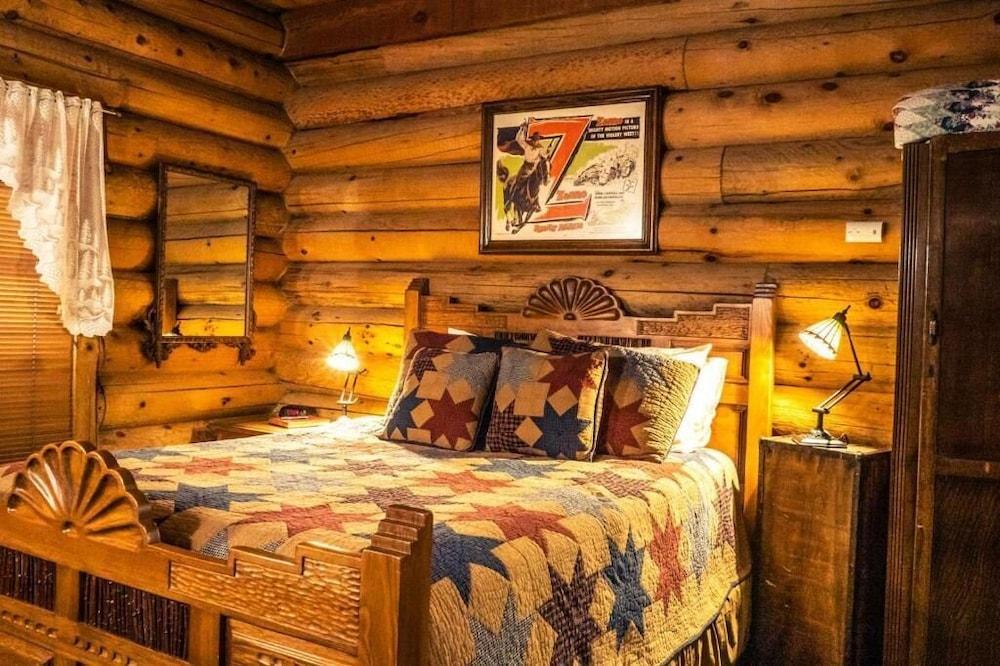 Eagle's Nest Lodge photo 11