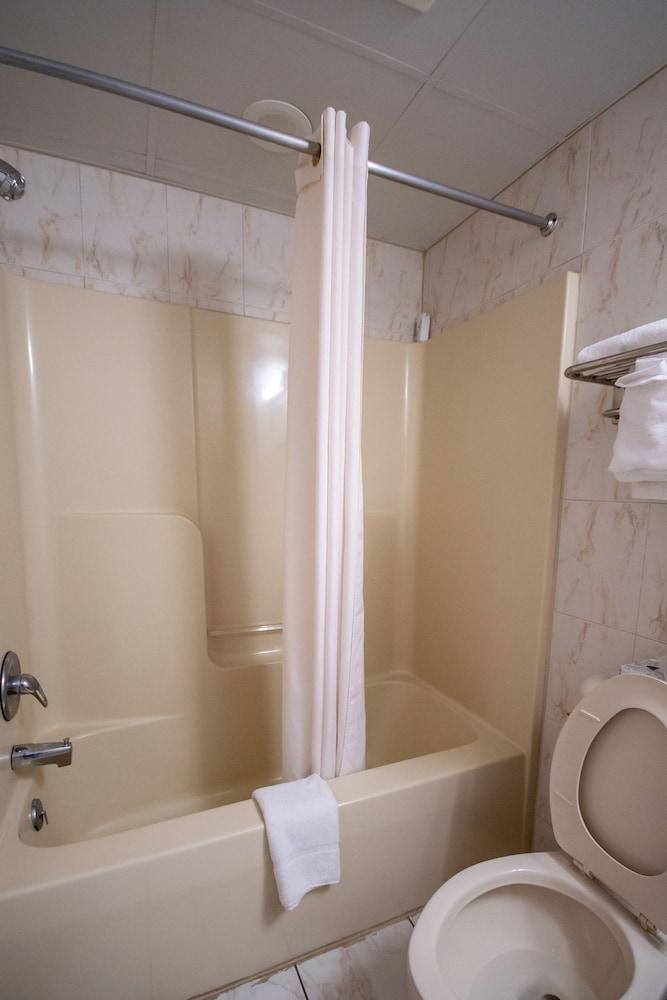 Ocean 1 Hotel and Suites photo 4